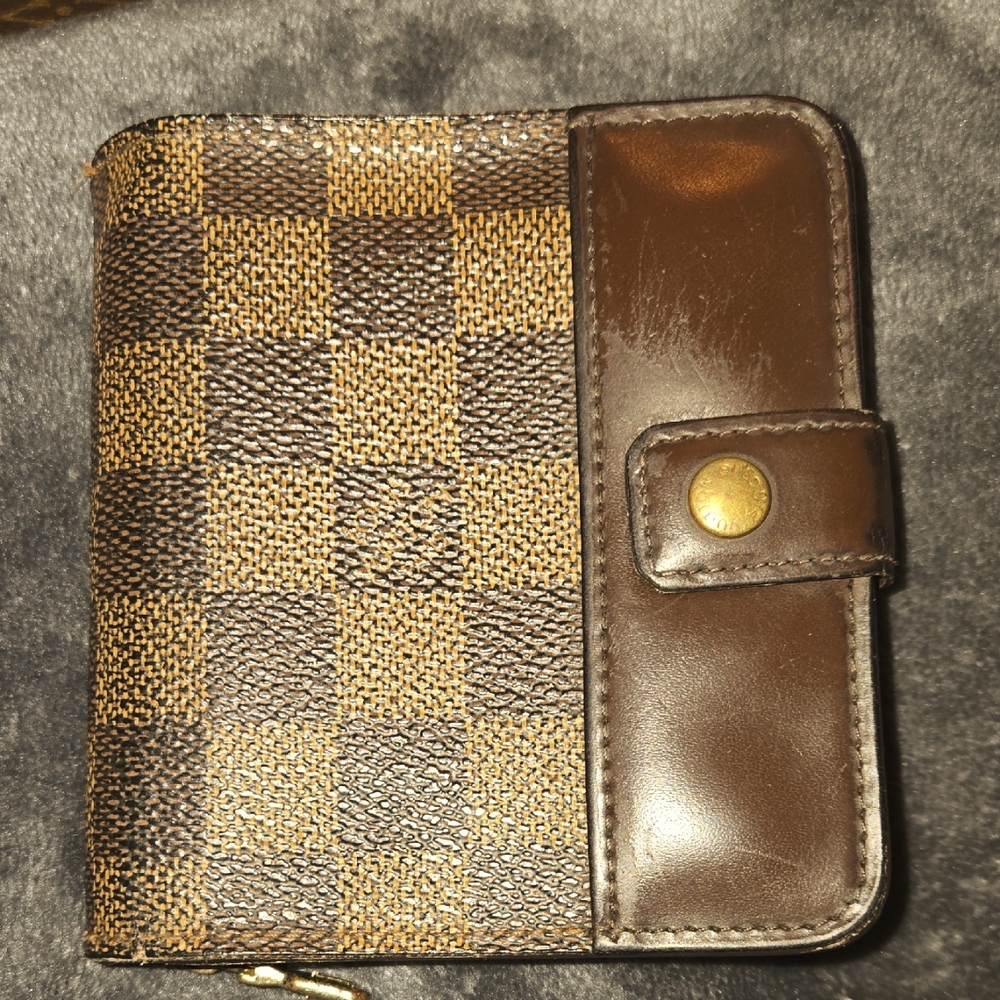 Louis Vuitton Damier Ebene Compact Wallet